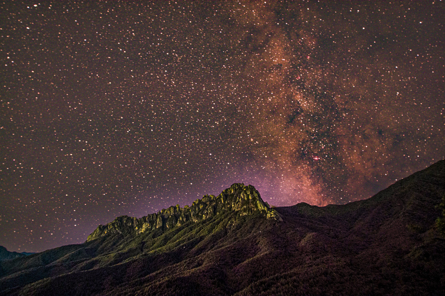 울산바위은하수 17mm.jpg