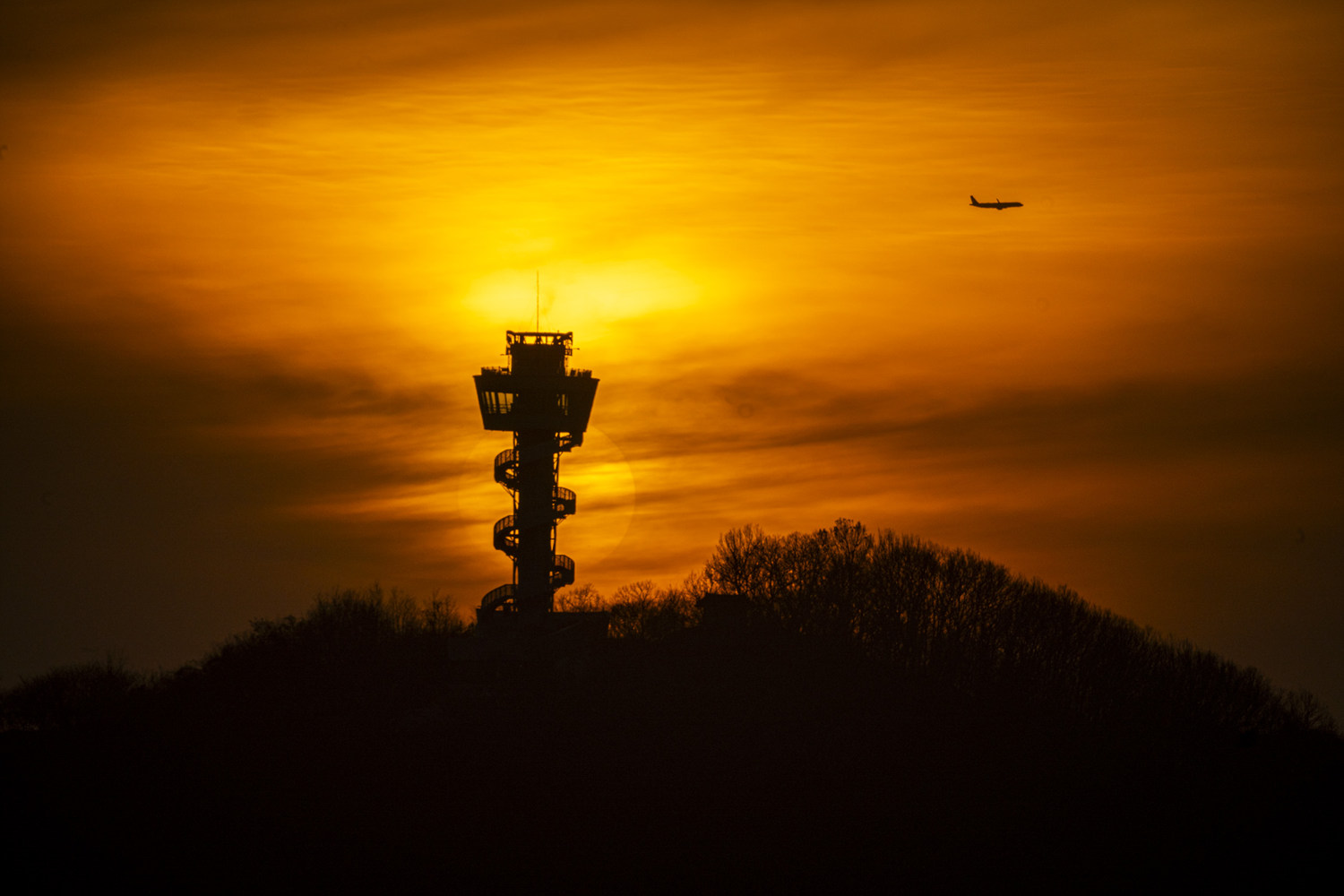 우음도 전망대 일몰과 비행기 5.jpg